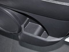 2014款 2.4L 自动 四驱蛇行珍藏版 5座