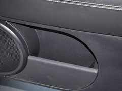 2014款 2.4L 自动 四驱蛇行珍藏版 5座