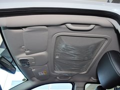 2014款 2.4L 自动 四驱蛇行珍藏版 5座
