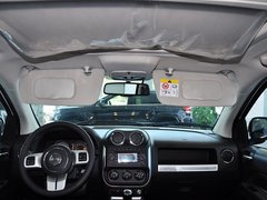 2014款 2.4L 自动 四驱蛇行珍藏版 5座