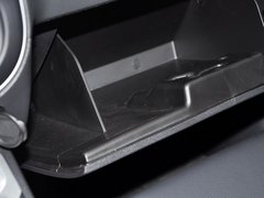2014款 2.4L 自动 四驱蛇行珍藏版 5座