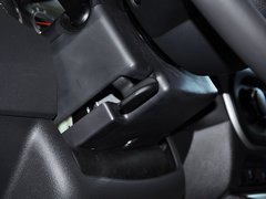 2014款 2.4L 自动 四驱蛇行珍藏版 5座