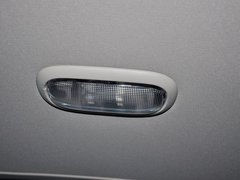 2014款 2.4L 自动 四驱蛇行珍藏版 5座