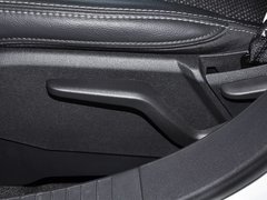 2014款 2.4L 自动 四驱蛇行珍藏版 5座