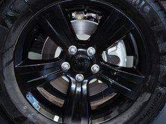2014款 2.4L 自动 四驱蛇行珍藏版 5座