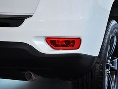 2014款 2.4L 自动 四驱蛇行珍藏版 5座