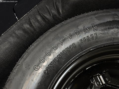 2014款 2.0L 自动 两驱豪华版 5座