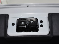 2014款 2.0L 自动 两驱豪华版 5座
