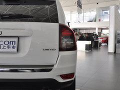 2014款 2.0L 自动 两驱豪华版 5座