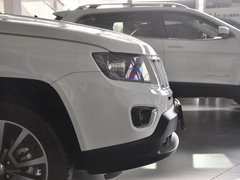 2014款 2.0L 自动 两驱豪华版 5座