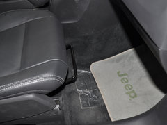 2014款 2.0L 自动 两驱豪华版 5座