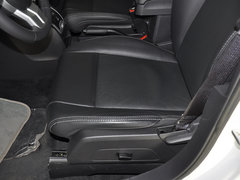 2014款 2.0L 自动 两驱豪华版 5座