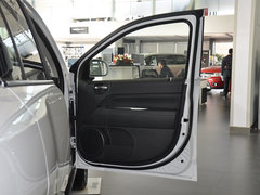 2014款 2.0L 自动 两驱豪华版 5座