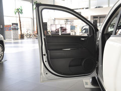 2014款 2.0L 自动 两驱豪华版 5座