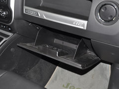 2014款 2.0L 自动 两驱豪华版 5座