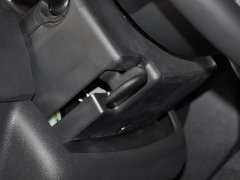 2014款 2.0L 自动 两驱豪华版 5座