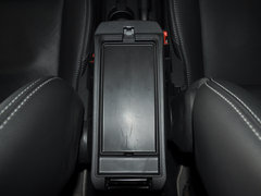 2014款 2.0L 自动 两驱豪华版 5座