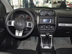 2014款 2.0L 自动 两驱豪华版 5座