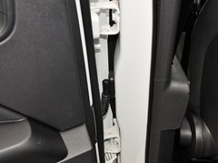 2014款 2.0L 自动 两驱运动版 5座