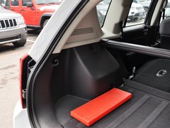2014款 2.0L 自动 两驱运动版 5座