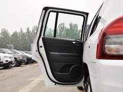 2014款 2.0L 自动 两驱运动版 5座