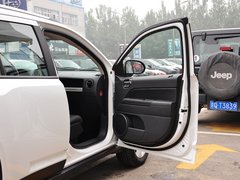 2014款 2.0L 自动 两驱运动版 5座