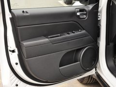2014款 2.0L 自动 两驱运动版 5座