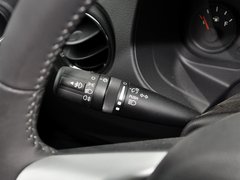 2014款 2.0L 自动 两驱运动版 5座