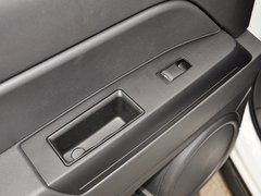 2014款 2.0L 自动 两驱运动版 5座