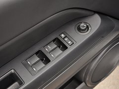 2014款 2.0L 自动 两驱运动版 5座