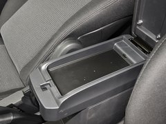 2014款 2.0L 自动 两驱运动版 5座