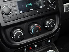 2014款 2.0L 自动 两驱运动版 5座