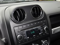 2014款 2.0L 自动 两驱运动版 5座
