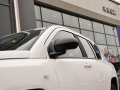 2014款 2.0L 自动 两驱运动版 5座