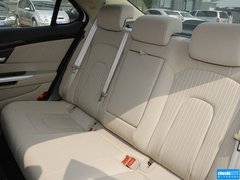 2013款 1.8T 自动 行政版