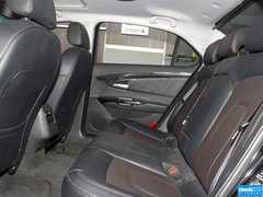 2013款 1.8T 自动 行政版