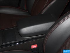 2013款 1.8T 自动 行政版