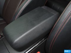 2013款 1.8T 自动 行政版