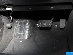 2013款 1.8T 自动 行政版