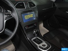 2013款 1.8T 自动 行政版