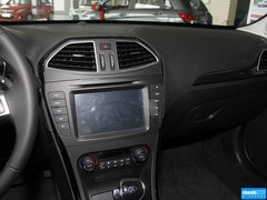 2013款 1.8T 自动 行政版
