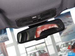 2013款 1.8T 自动 行政版