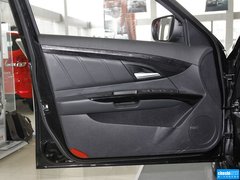 2013款 1.8T 自动 行政版