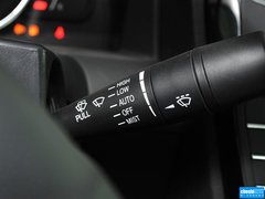 2013款 1.8T 自动 行政版