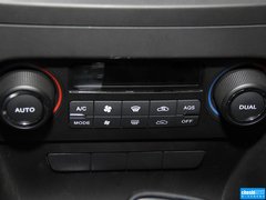 2013款 1.8T 自动 行政版