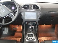 2013款 1.8T 自动 行政版