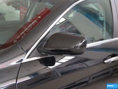 2013款 1.8T 自动 行政版