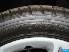 2013款 1.8T 自动 行政版