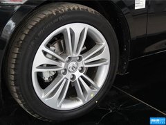 2013款 1.8T 自动 行政版