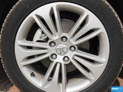2013款 1.8T 自动 行政版